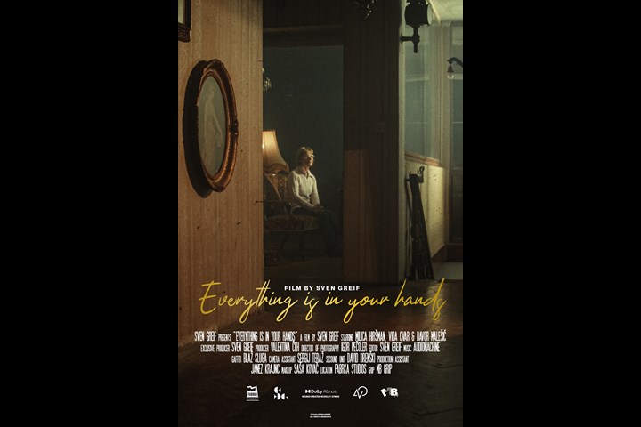 Everything is in your hands - Novisuals -