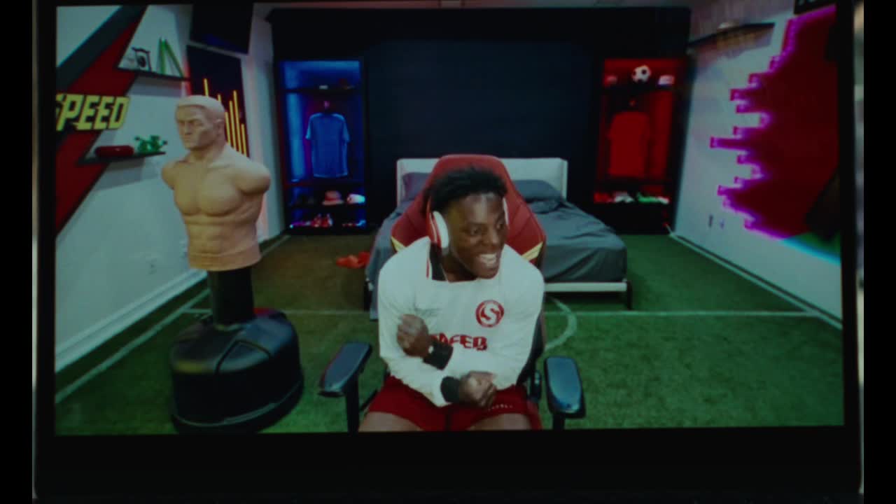 IShowSpeed is the Master of Speed & Stability - TECHNOLOGY - BEATS by Dre