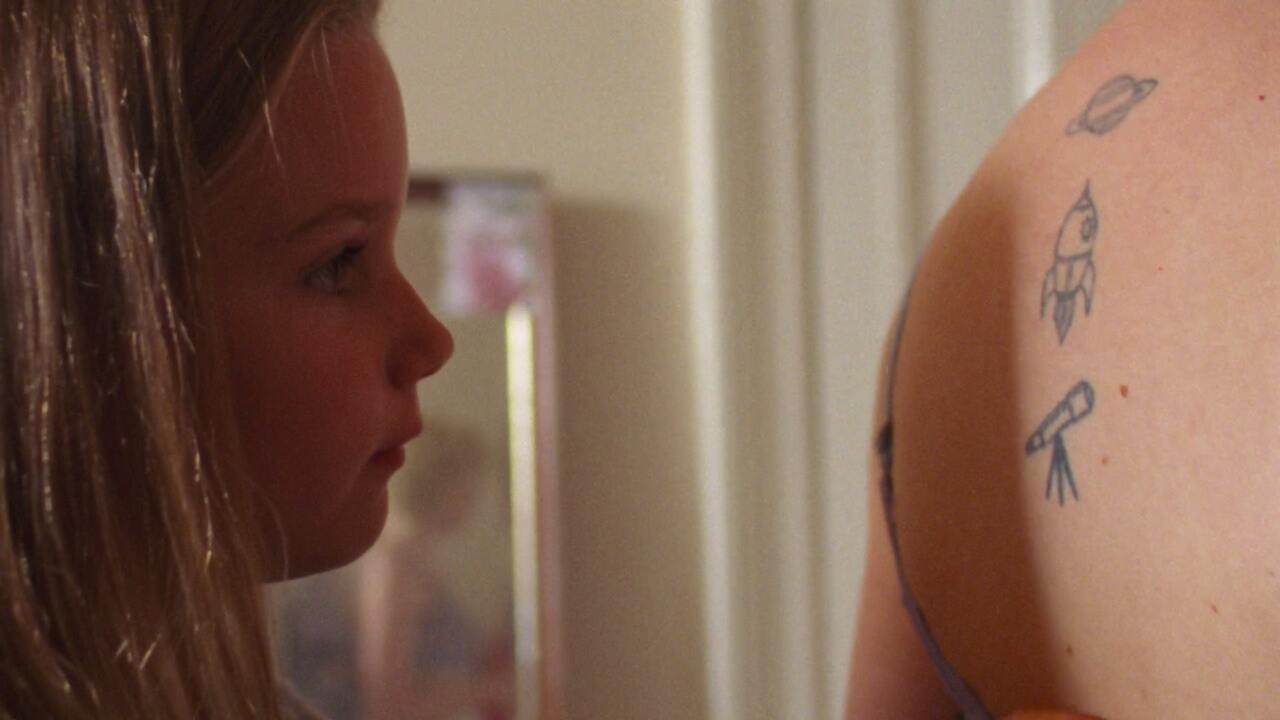 Mama - Common People Films -