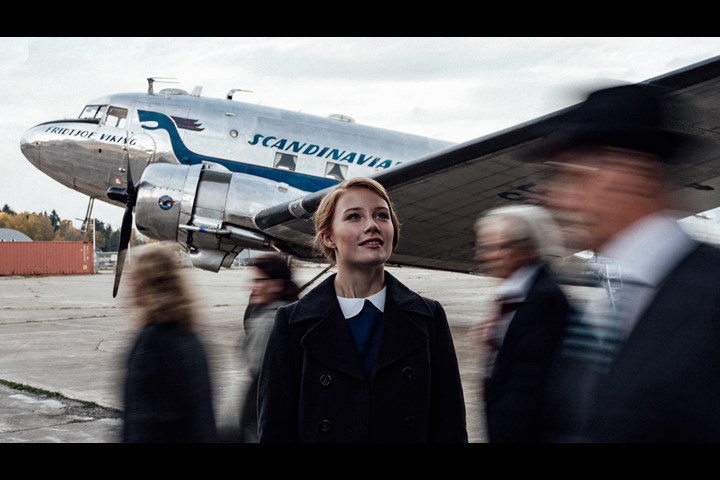 BREAKING GLASS - SCANDINAVIAN AIRLINES - SCANDINAVIAN AIRLINES