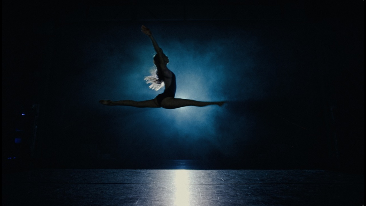 Mugle Creators - OBVIOUS - Mugler