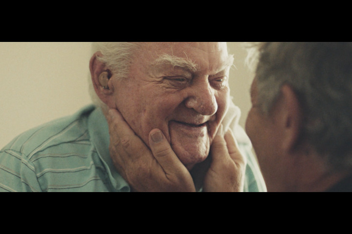 Handle With Care - Gillette - Treo