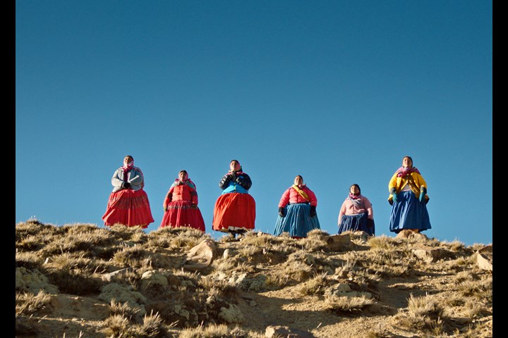 The Climbing Cholitas - NIVEA - NIVEA
