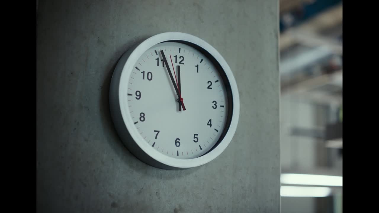 Trapped in Routine. Directors cut - Ivory Productions GmbH & Co. KG - LinkedIn