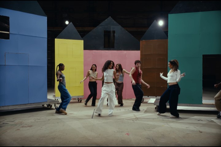 Nice To Each Other - Park Pictures - Olivia Dean