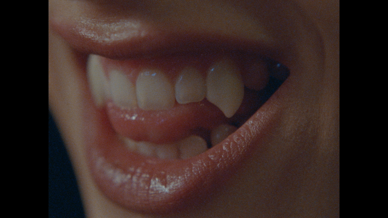 Vampiros - Columbia Records - Rosalía, Rauw Alejandro
