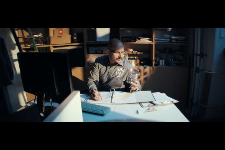 The Art of Authenticity - EASYdoesit -