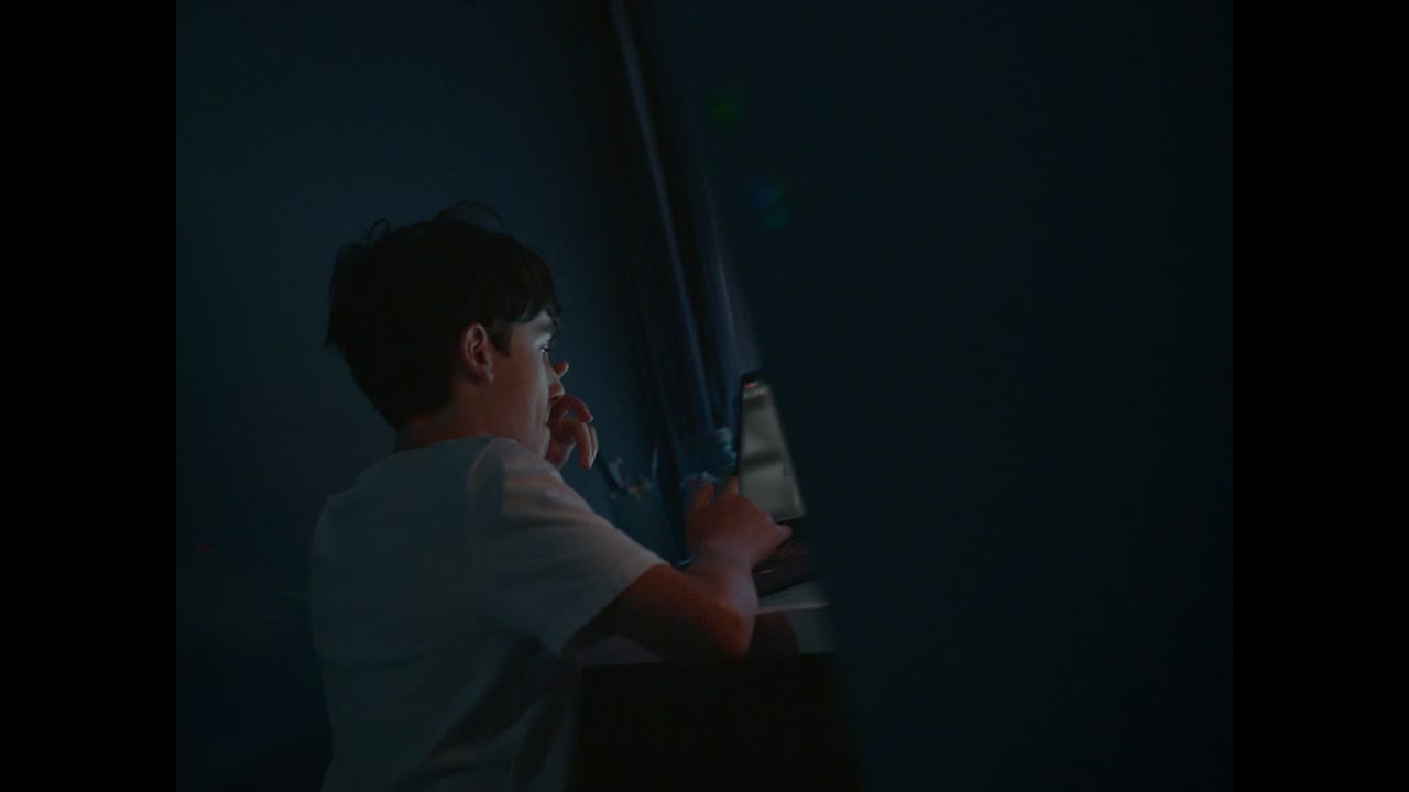 Help - Children's 24/7 e-mental health care phone service - Kids Help Phone