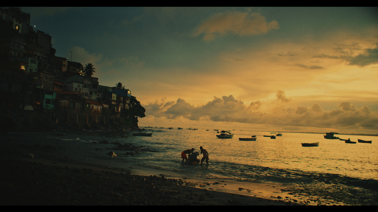 Gilsons - Pra Gente Acordar (A New Dawn) - Cosmo Cine - Gilsons