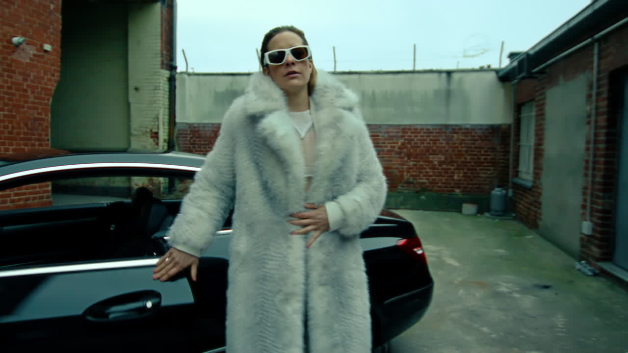 OXYGEN - SOUP FILM - SACRED BONES / ANIKA