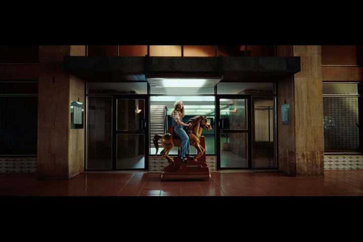 The Irresistible Attraction Of Lightness - Henry - Alpine