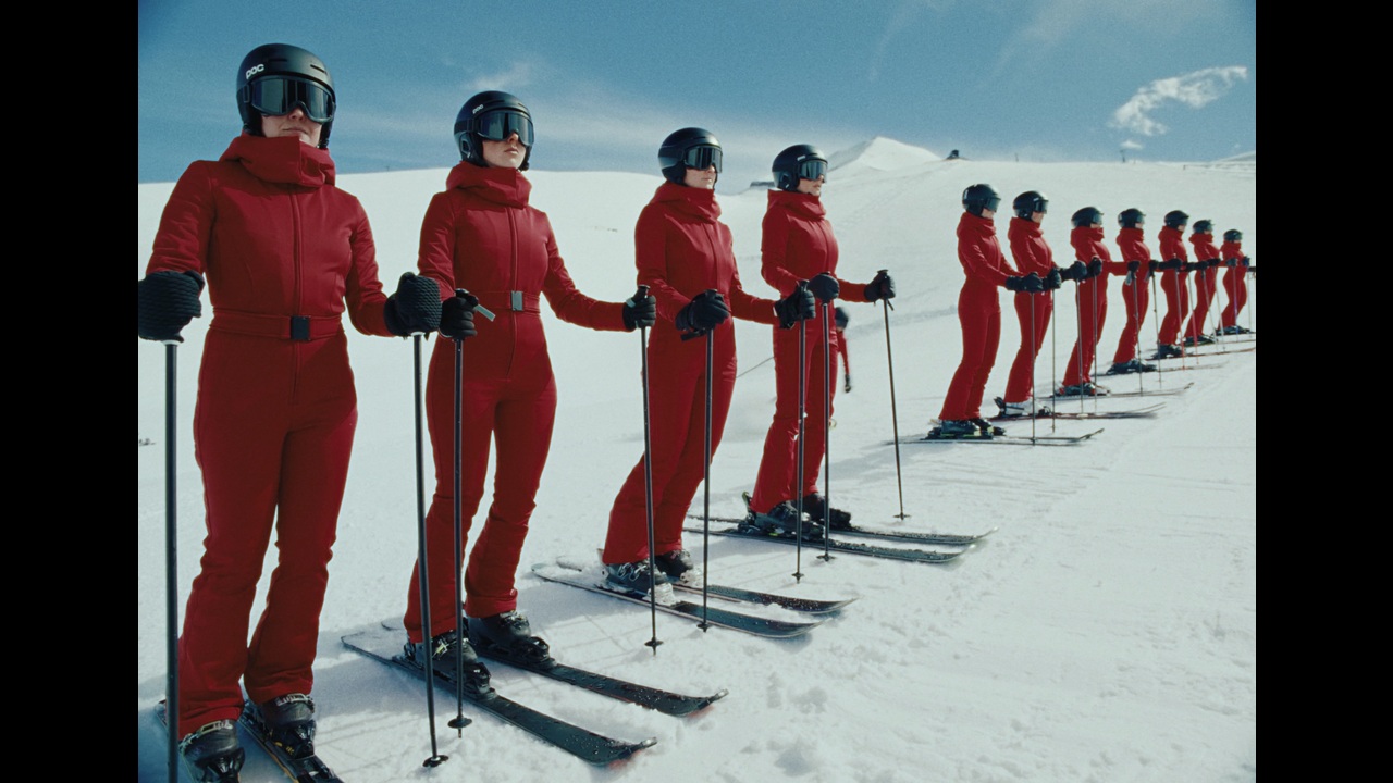 A Day At The Resort - Intricate - Oysho