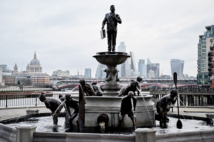 Fountain of Filth - TV Show - Channel 4