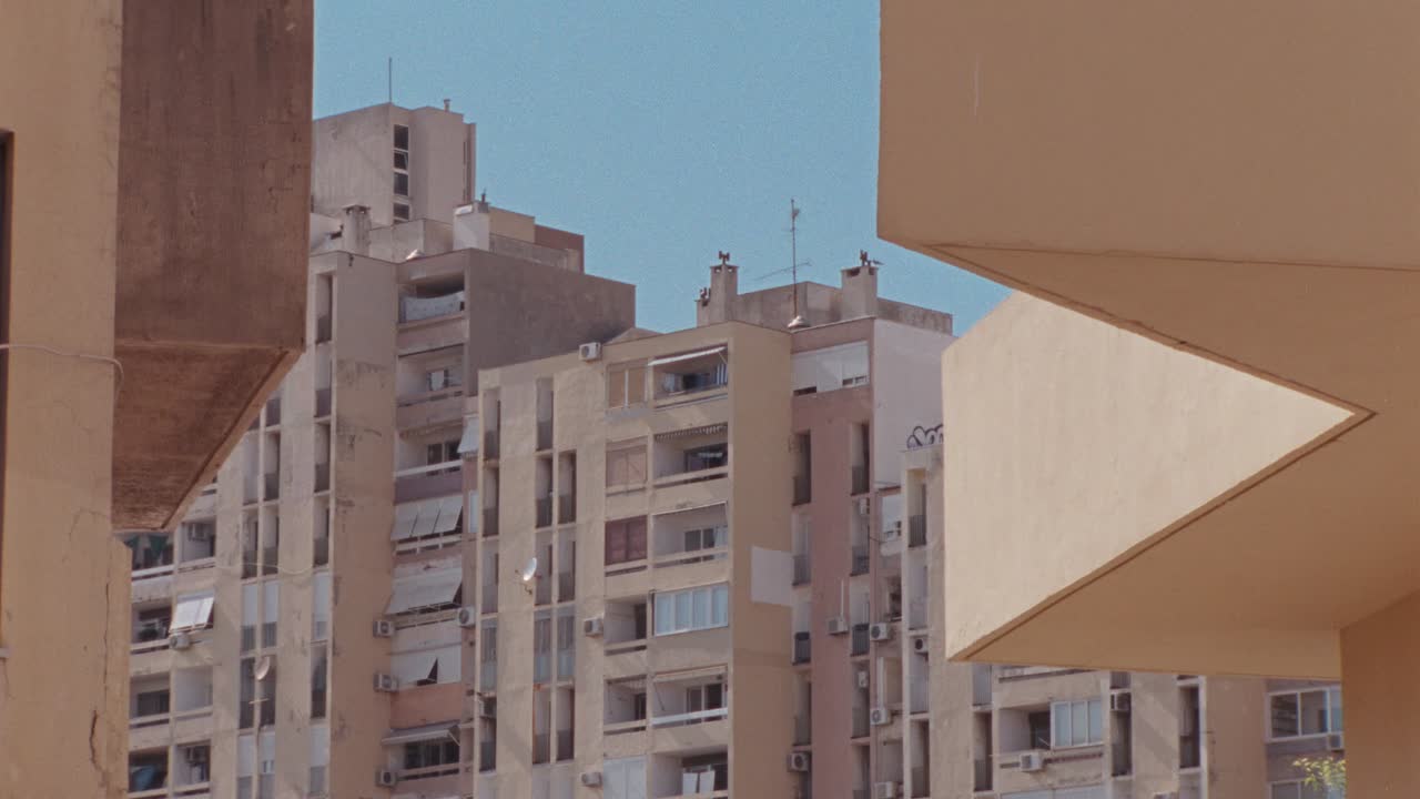 Break the Structure - oh, boy! films - OLYMP