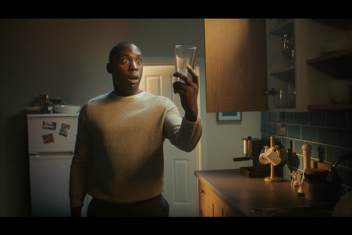 Caught Glass - Kwiff - Kwiff