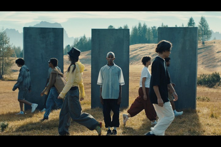 Sportstyle - Welcome back to earth - Henry - Salomon
