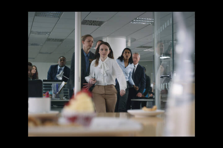 Amazon - Great Shows Stay With You - Cupcake - Prime Video