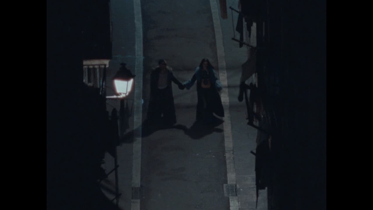 Vampiros - Columbia Records - Rosalía, Rauw Alejandro