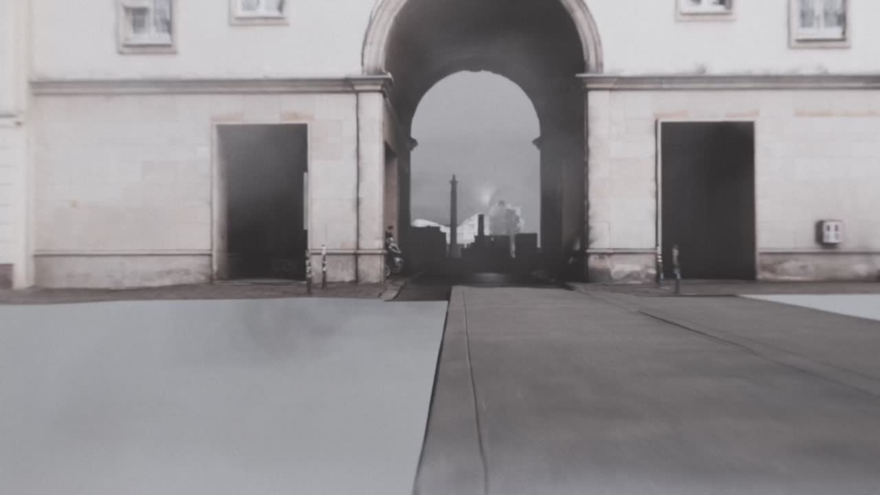 Powered by 8 - Stink - Nike