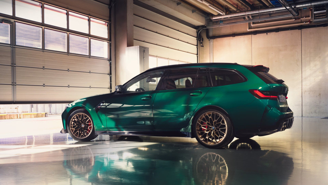 BMW M3 CS Touring - Parasol Island - BMW