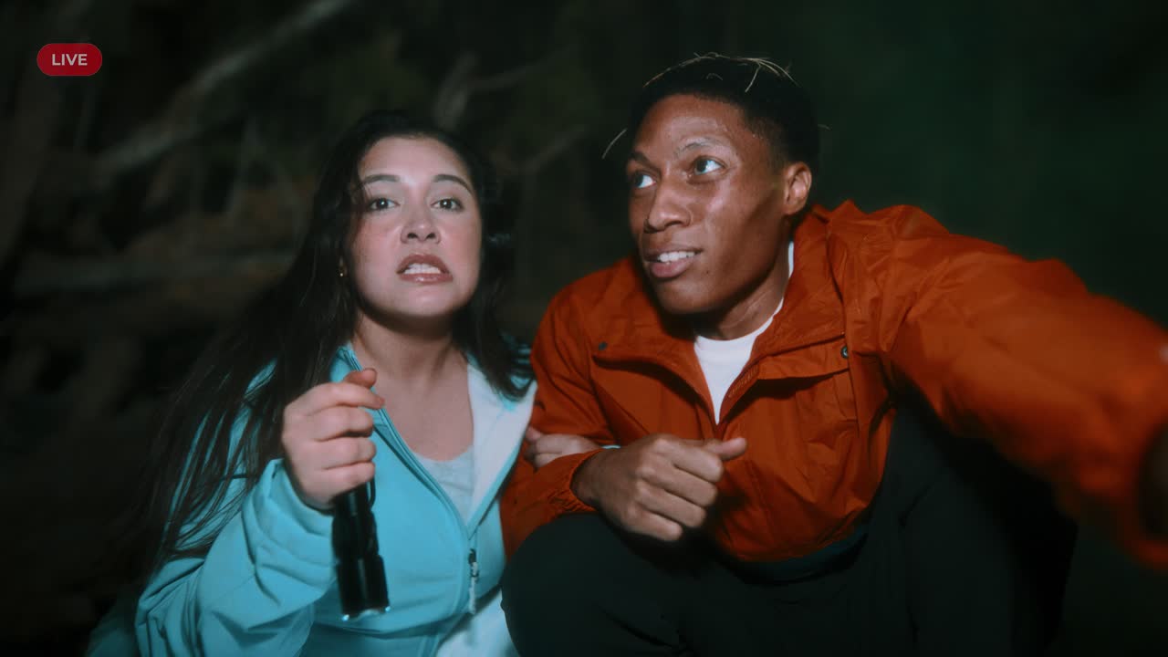 Follow the Crunch - Doritos - Out_SANity - Doritos