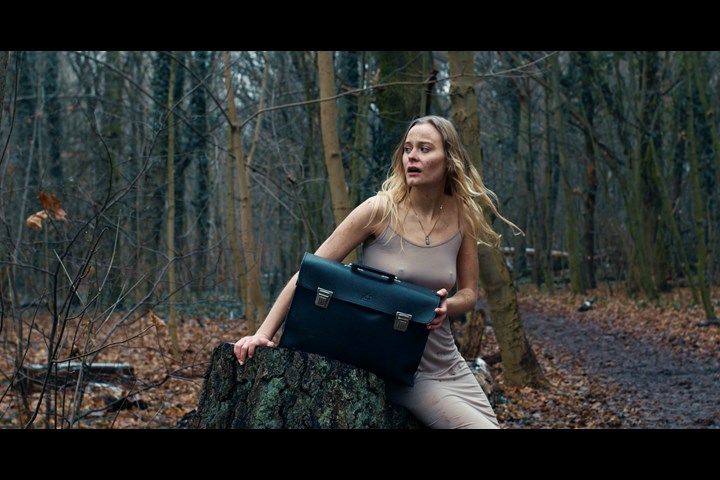 Way Out - DKM FILMS - AUSBAU BERLIN