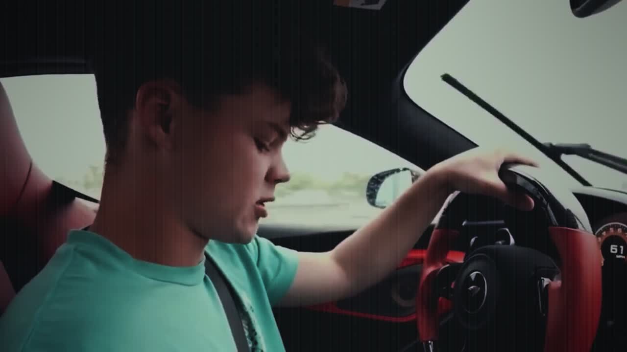 CRASH TEXT AUTO - CUPRA - Automotive