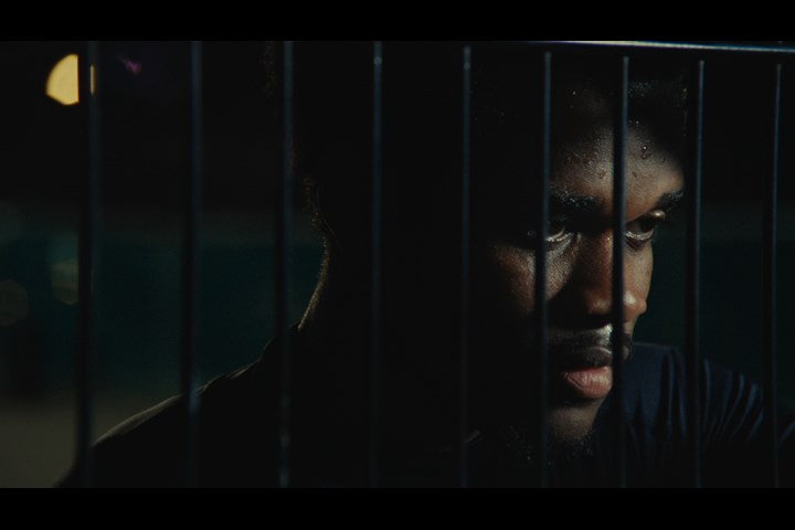 IT TAKES ZERO EFFORT TO BE AVERAGE - CreateCap Studios - 