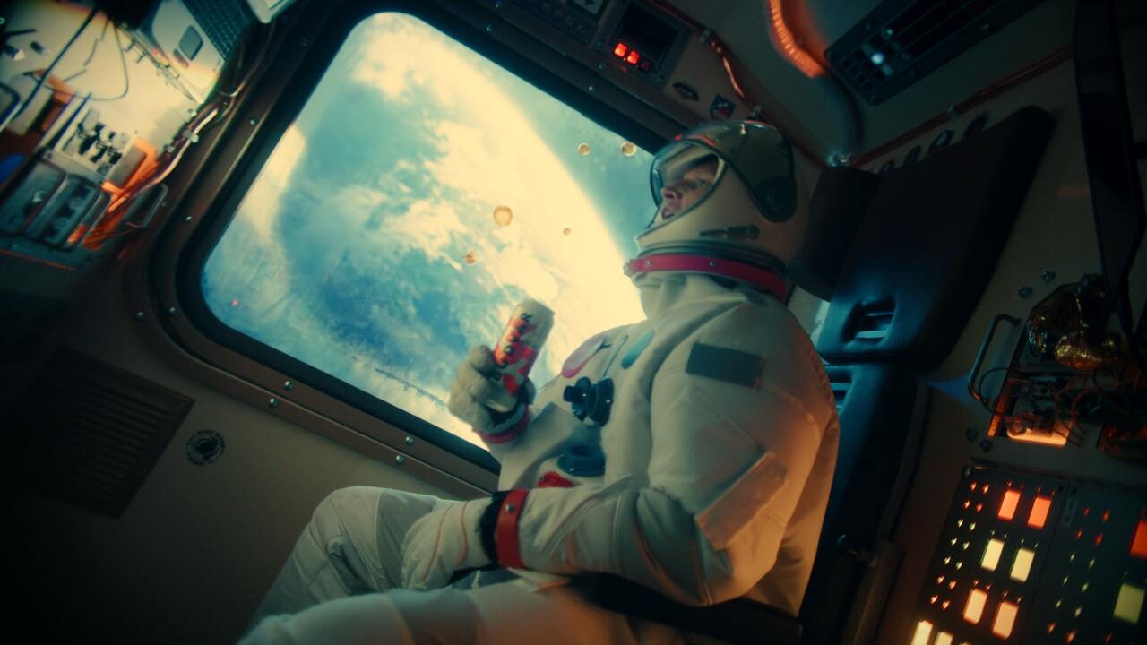 Brewed in Czech. Loved worldwide. - AD Kolektiv - Budweiser Budvar