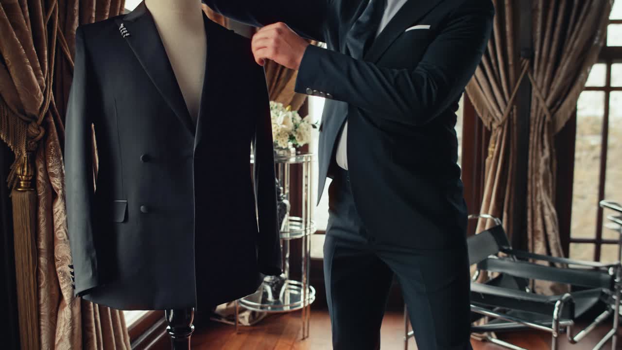 Well, look at you, groom! - Jaguar - DS Damat