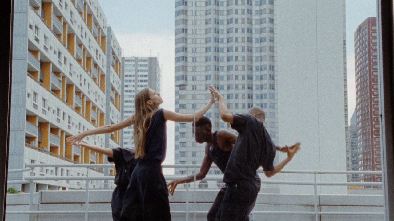 Hania Rani ft. Patrick Watson - Dancing With Ghosts - hiersoir - 