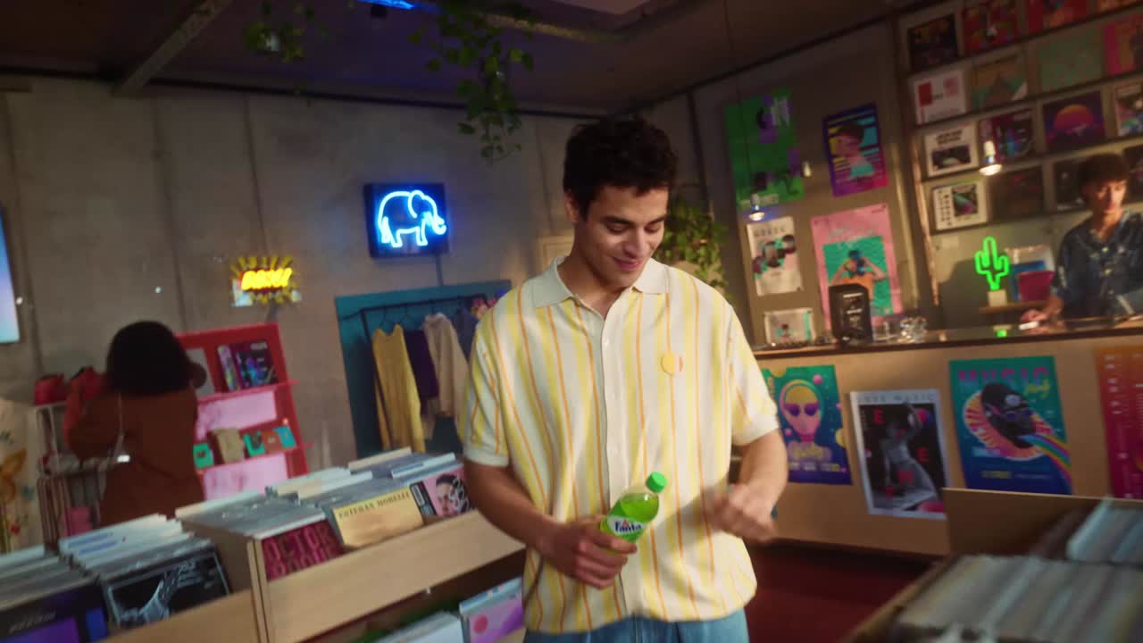 WTFanta Retro Flavor Hunt - Simon & Paul - The Coca-Cola Company