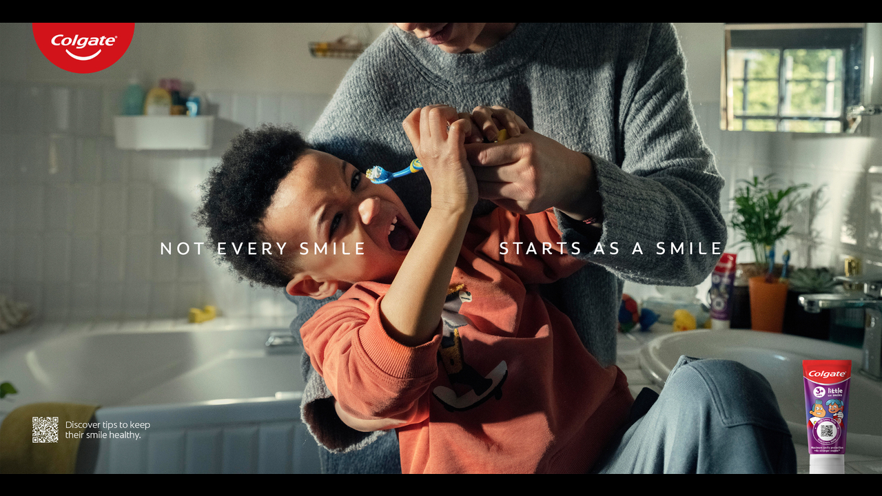 Not every smile starts with a smile - Toothpaste - Colgate