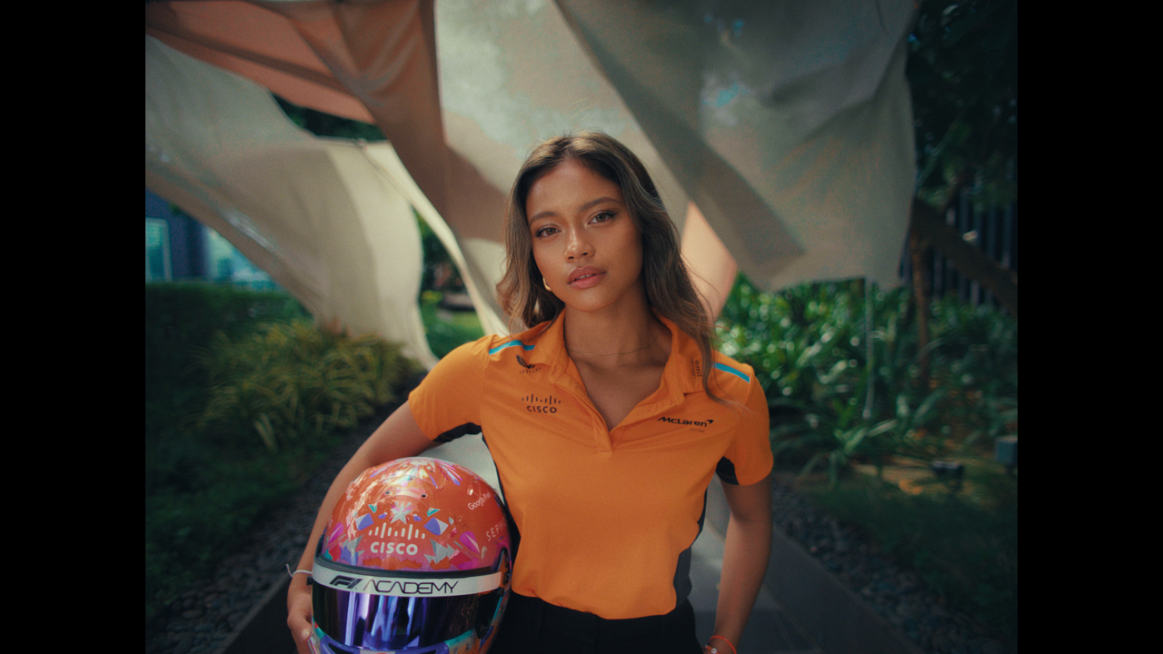 Bianca Bustamante - SOFTSPOT* - Google Pixel