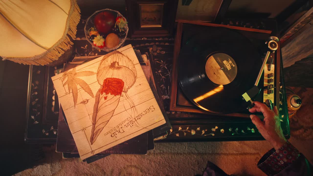 Hinge - Independent* - Hinge