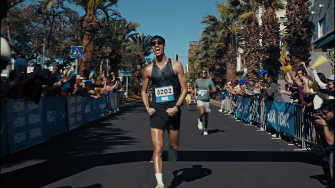 Together We Fly Higher - Hoka - Sportswear
