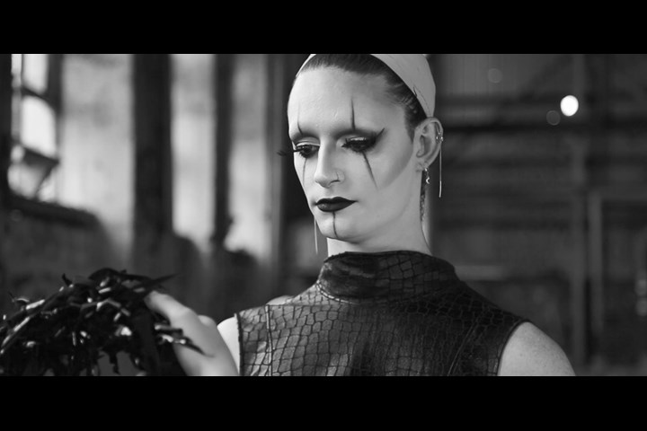 Queens behind the Scenes. - Vyra Productions -