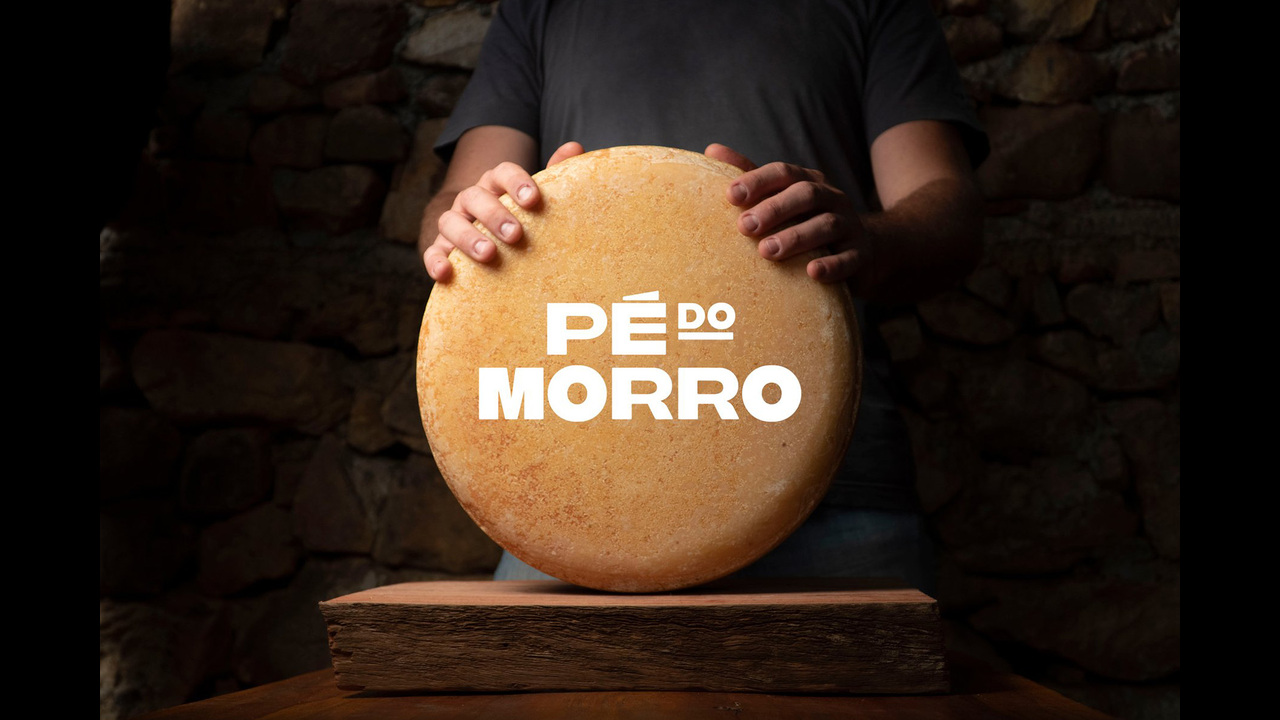 Identidade visual Pé do Morro - 2020 - Daó + Estúdio Arado