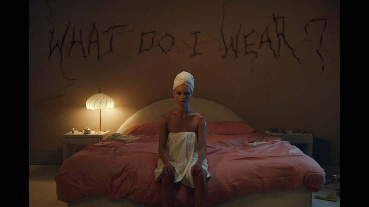 What Do I Wear? | Holidays 2024 - Academy Films - Zalando